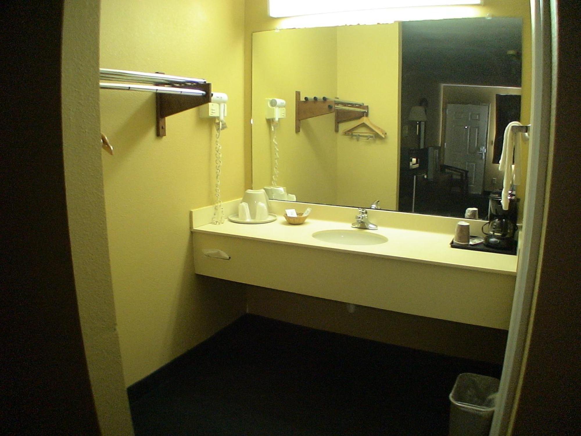 La Grange Executive Inn And Suites Eksteriør billede